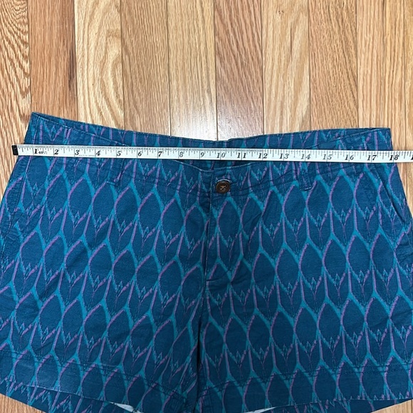 North Face Blue Turquoise & Green Linen Blend Shorts Size 10 Long Pink Pattern - Picture 5 of 7